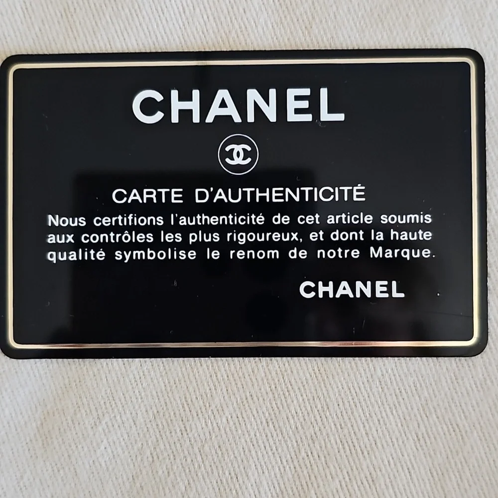 🌟CHANEL🌟 RARE AUTHENTIC Black Patent Leather Suede Flap Bag - Picture 12 of 14